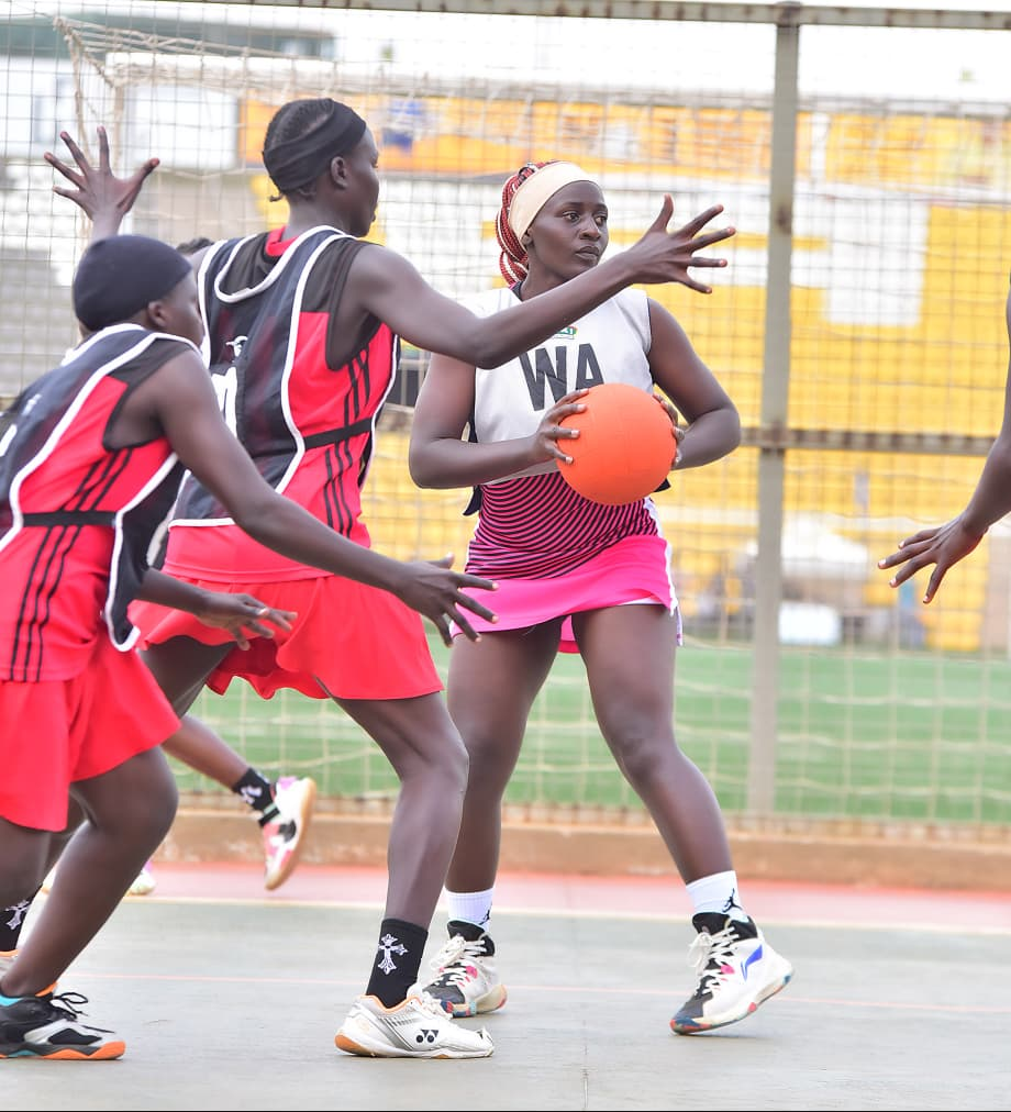 WEYONJE! team on court